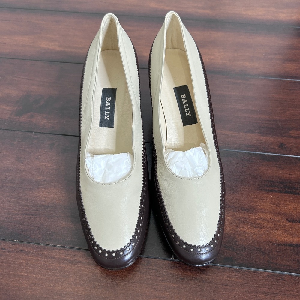 NWOB Vintage Bally Locle Style Flex Leather Pumps Women 7.5C  Quiet Luxury - Picture 2 of 9